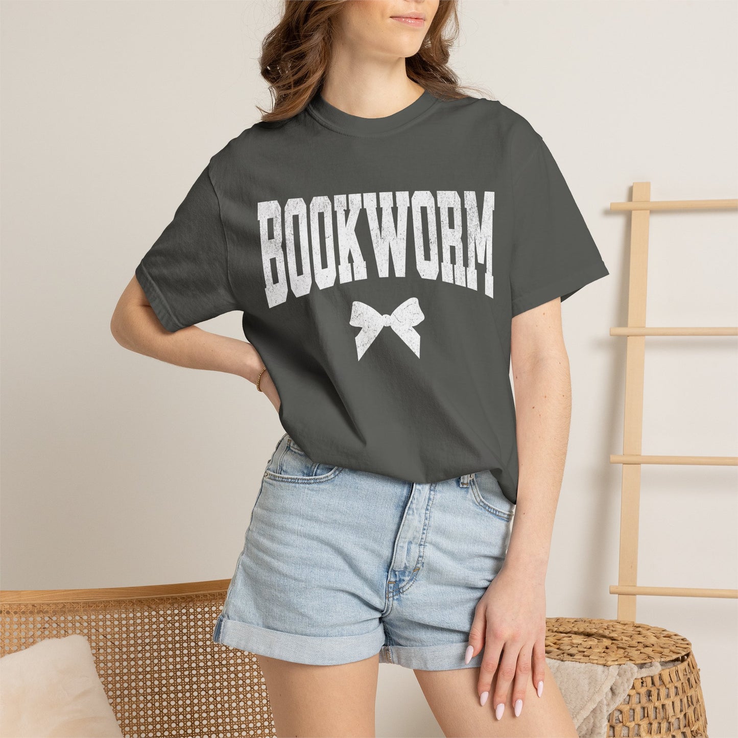 Bookworm - T-shirt